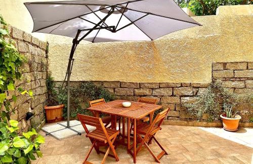 Tempio Pausania Apartment | Spacious 3-Bedroom Apartment with Courtyard in Tempio Pausania - Perfect for Families