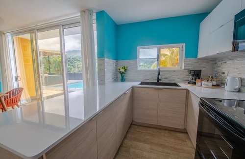 Jimenez House | Spacious 3-Bedroom Retreat with Sparkling Pool & Relaxing Vibes