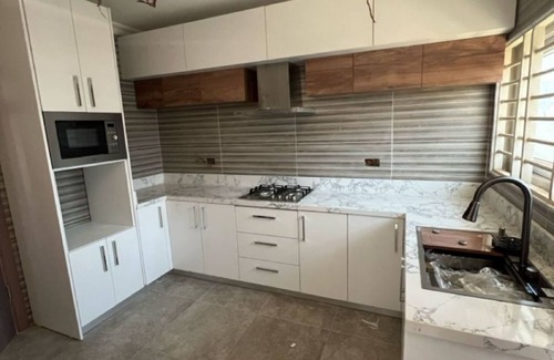 Accra House | Spacious 3-bedroom with AC and WiFi in Accra-Teshie-Tebibiano