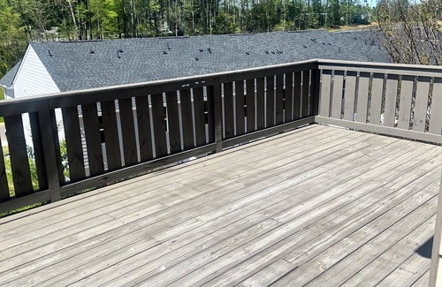 Adairsville House | Spacious 3 Story house near ATL with Balcony , Home Gym & More