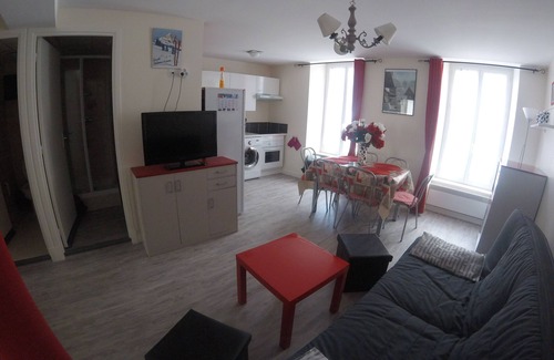 Mont-Dore Apartment | Spacious 37 m2 town center app special for curists and vacationers