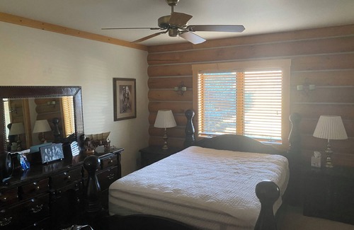 Wapiti House | Spacious 3bd 2bth ranch, 20 min from Cody and 20 min from Yellowstone East Gate