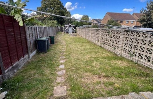 Southend-on-Sea House | Spacious 3bed house