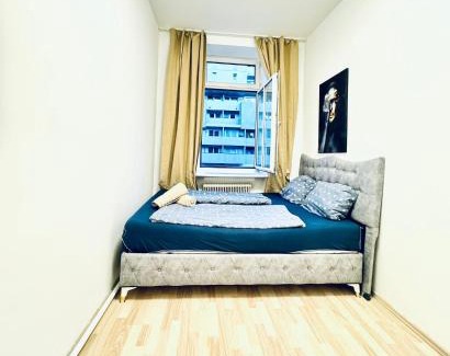 Grinzing Apartment | Spacious 3BR Apt for up to 6P, 10Min to FAC Platz