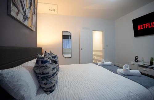 Wainscot Apartment | Spacious 3BR Home, WiFi, Free Parking