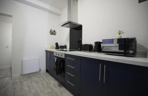 Wainscot Apartment | Spacious 3BR Home, WiFi, Free Parking