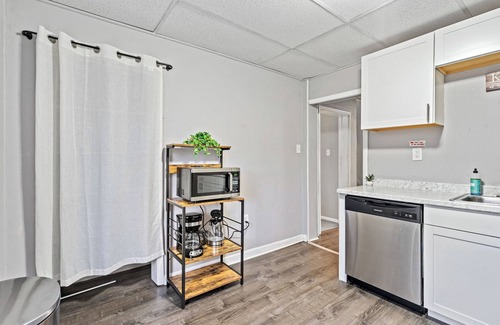 Mount Washington House | Spacious 3BR House! Off Street Parking!