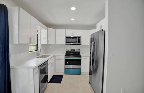 Delray Beach House | Spacious 3BR Luxury Home w/Pool and Game Room