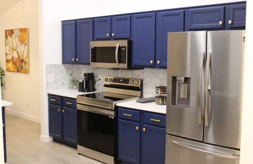 Poinciana House | Spacious 4/2 getaway! Near Theme Parks!