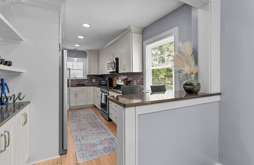 Ward Parkway House | Spacious 4 Bed Home with Backyard Oasis 52