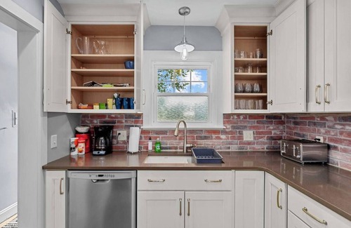 Ward Parkway House | Spacious 4 Bed Home with Backyard Oasis 52