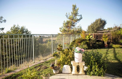 Castro Valley House | Spacious 4-bedroom house with AC, WiFi in welcoming Castro Valley