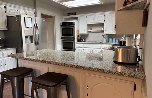 Edmond House | Spacious 4-bedroom, 2-1/2 bath, 2,700 sq ft, wooded one acre lot