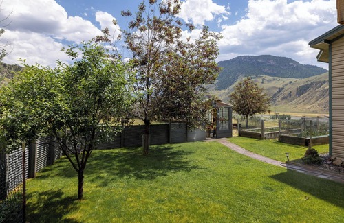 Gardiner House | Spacious 4-bedroom 3 bathroom house- 10 miles from Yellowstone