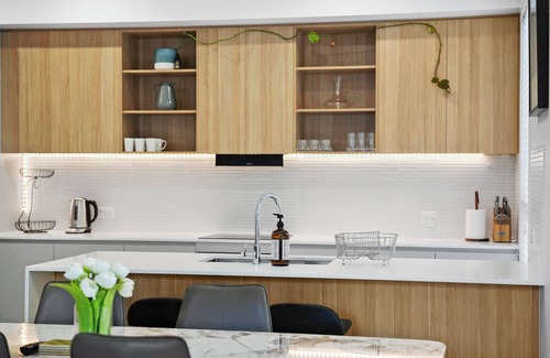 Gold Coast House | Spacious 4 Bedroom Retreat in Quiet Pocket