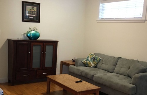 Delta House | Spacious 4 bedroom, close to BC ferries and to the beach