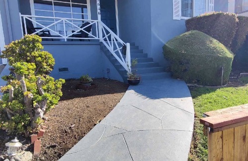 East Richmond Heights House | Spacious 4-bedroom house with AC, in El Cerrito CA with views of Mt. Tamalpais,
