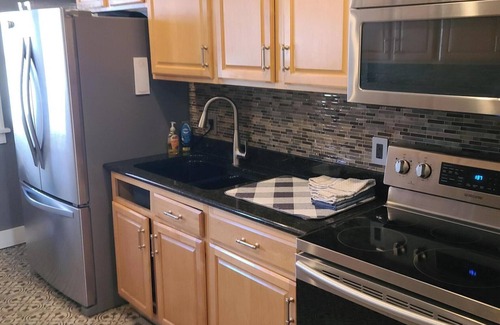 Fargo House | Spacious 4-bedroom Home On Historical 9th St Fargo with Character!