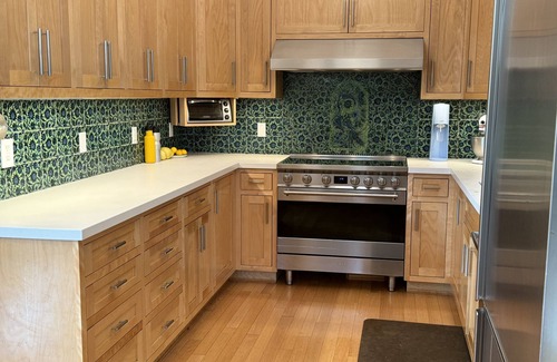 South Berkeley House | Spacious 4-bedroom house in wonderful Berkeley with fitness room, large yard
