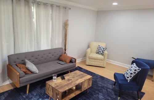 Madison House | Spacious 4-bedroom house in charming Madison with AC, WiFi