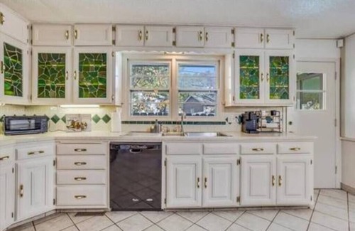 Wichita House | Spacious 4-bedroom house with pool in quiet neighborhood