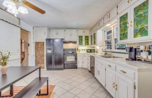 Wichita House | Spacious 4-bedroom house with pool in quiet neighborhood