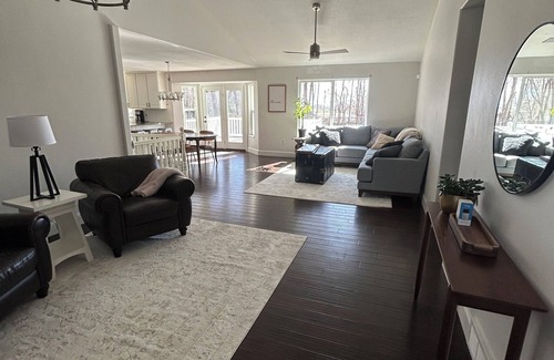 Provo House | Spacious 4-bedroom house in quiet Orem! Family and pet friendly!