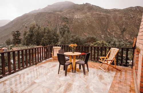 Huaran House | Spacious 4-bedroom house in enjoyable Calca with WiFi