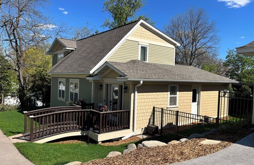 Stillwater House | Spacious 4 - Bedroom Luxury Living in the Heart of Stillwater