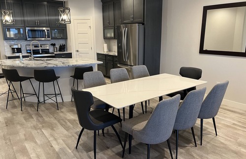 Arnolds Park Condo | Spacious 4 BedroomnLakefront Luxury. Panoramic Views & 6 waterpark passes at BB.