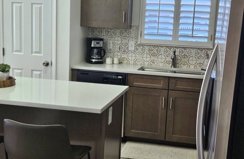 Horizon City House | Spacious 4-bedroom house with WiFi, AC in serene Horizon City