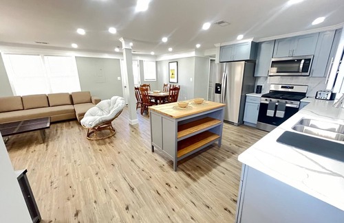 Greater Landover House | Spacious 4-bedroom house with AC and WiFi in peaceful Hyattsville