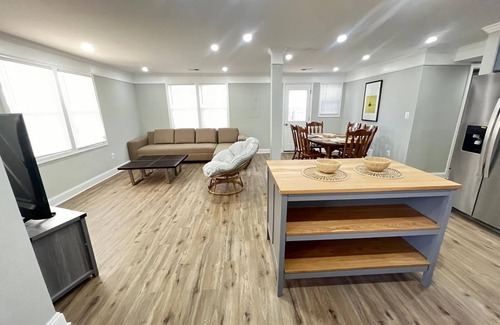 Greater Landover House | Spacious 4-bedroom house with AC and WiFi in peaceful Hyattsville