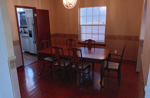Algiers House | Spacious 4 bedroom vacation home