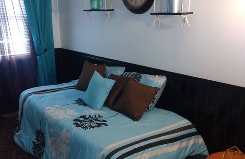 Sauk Village House | Spacious 4 bedroom ranch home. Near Chicago