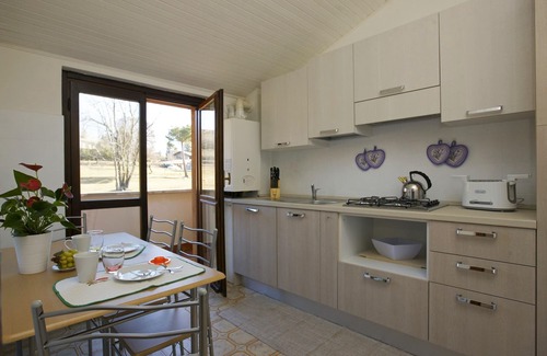 Vignone Apartment | Spacious 4½-room apartment with 3 balconies, pool and children's pool