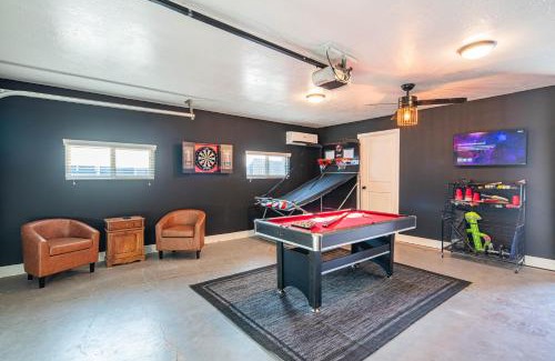 Scottsdale Estates Nine House | Spacious 4BD with Pool and Putting Green Near Old Town Scottsdale