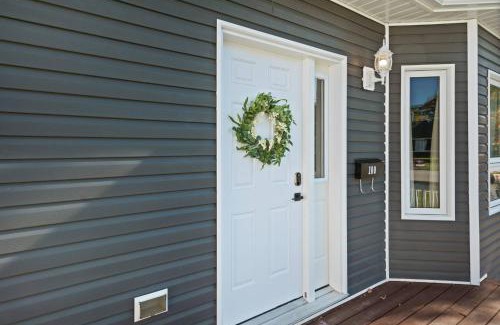 Fenelon Falls House | Spacious 4Bdrm Home | Patio, BBQ, Walk to Lake