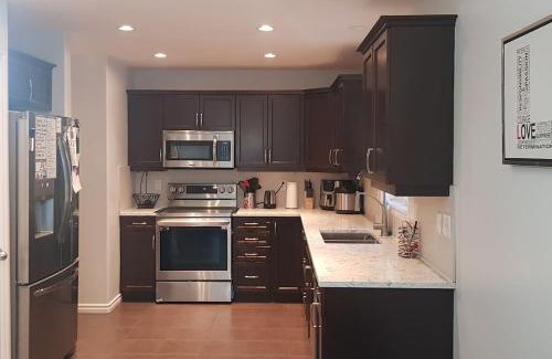 Stonebridge House | Spacious 4BR-4BA House for Large Families & Group in Stonebridge