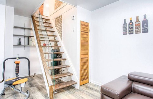 Mercier-Hochelaga-Maisonneuve Apartment | Spacious 4BR condo with free parking on promise