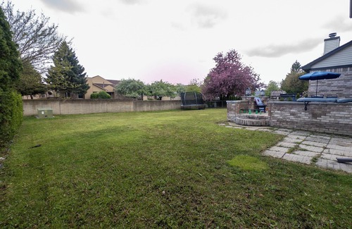Sterling Heights House | Spacious 4BR Home w/WiFi & A/C – Family-Friendly Stay in Sterling Heights