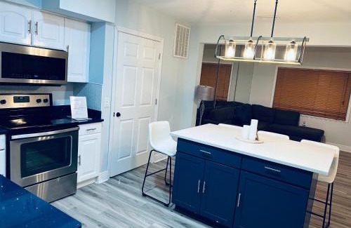 Carrollwood House | Spacious 4BR Home in Tampa Near Busch Gardens