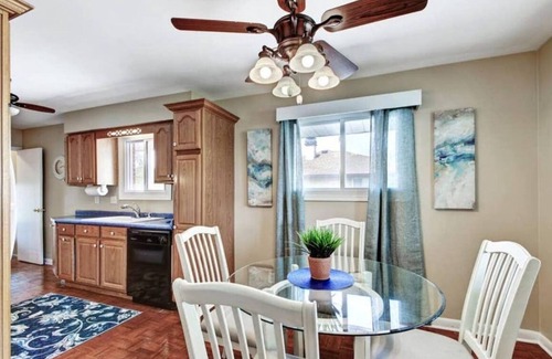 Beech Grove House | Spacious 4BR Near Convention Center!