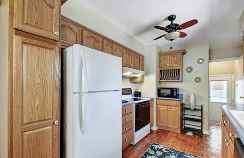 Beech Grove House | Spacious 4BR Near Convention Center!