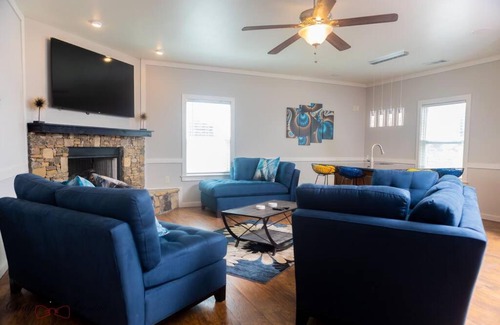 Loganville Villa | Spacious 4BR villa w/ private pool and tennis