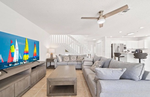 Melbourne Beach House | Spacious 5-bedroom house with WiFi, AC in marvelous Melbourne Beach