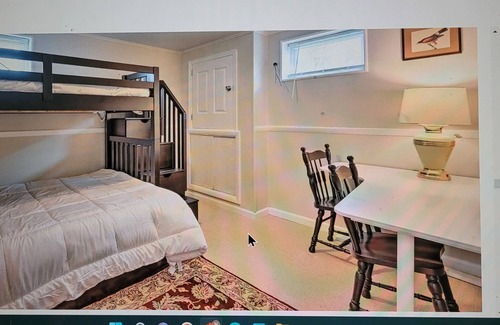 New Carrollton Villa | Spacious 5-bedroom villa with WiFi, AC in pleasant New Carrollton