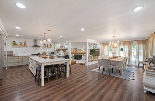 West Lafayette House | Spacious 5-bedroom house with a pool in wonderful West Lafayette with AC, WiFi