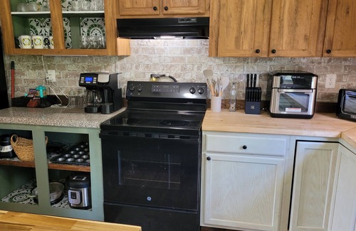 Alachua House | Spacious 5-bedroom/3 bath mobile home on an Orchard of 5 acres in Alachua