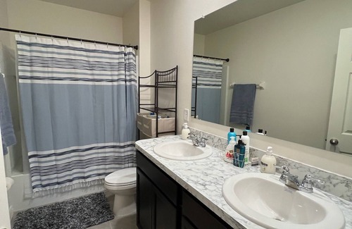 Cocoa House | Spacious 5-bedroom house with AC, WiFi in fantastic Rockledge